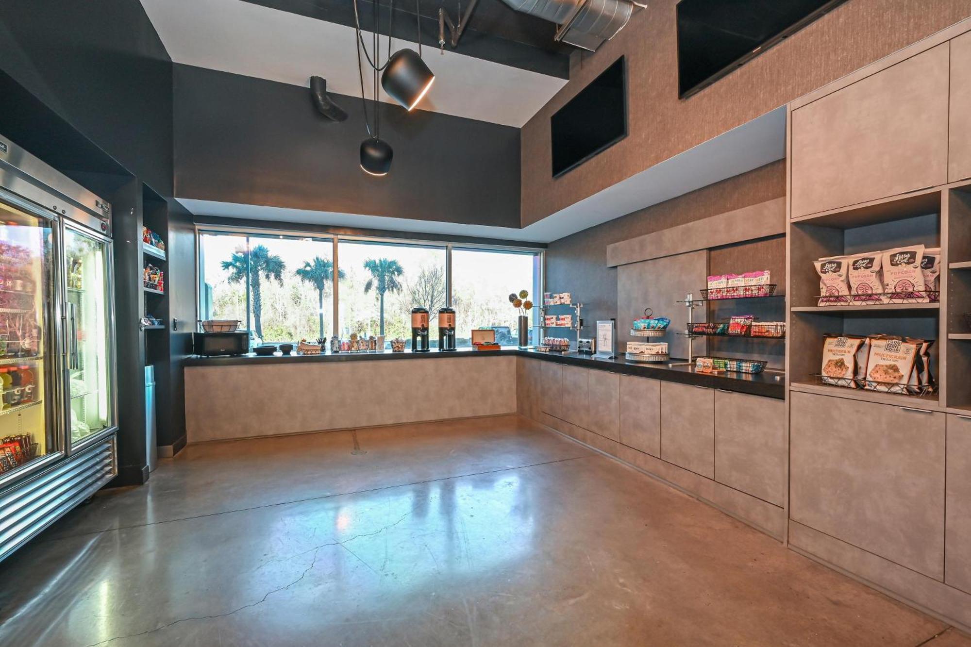 Aloft Charleston Airport And Convention Center Hotel Норт Чарлстън Екстериор снимка