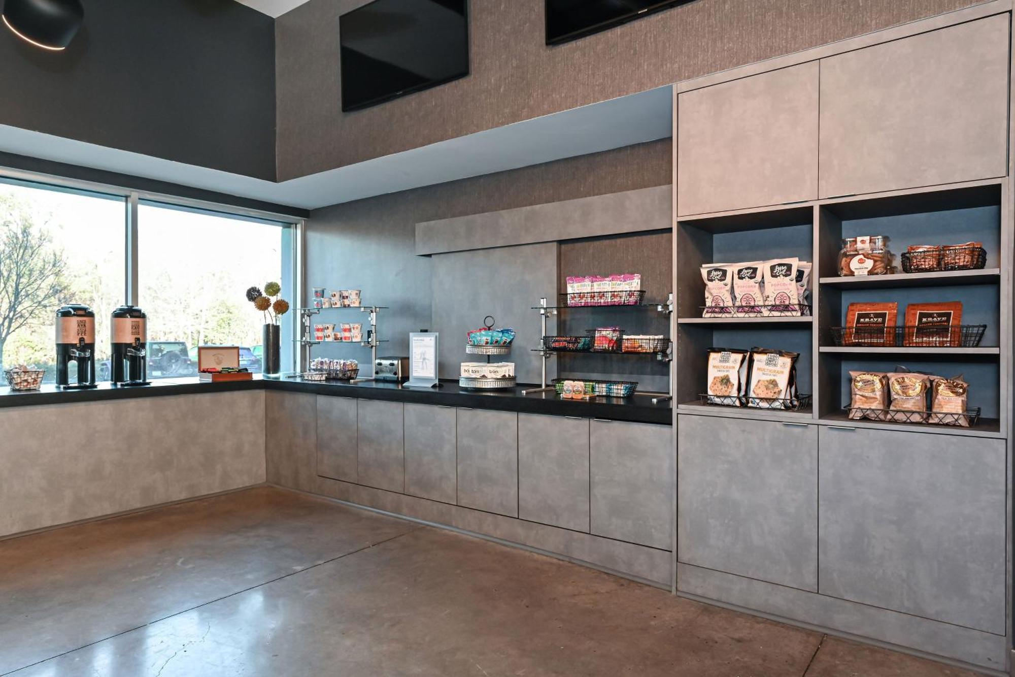 Aloft Charleston Airport And Convention Center Hotel Норт Чарлстън Екстериор снимка