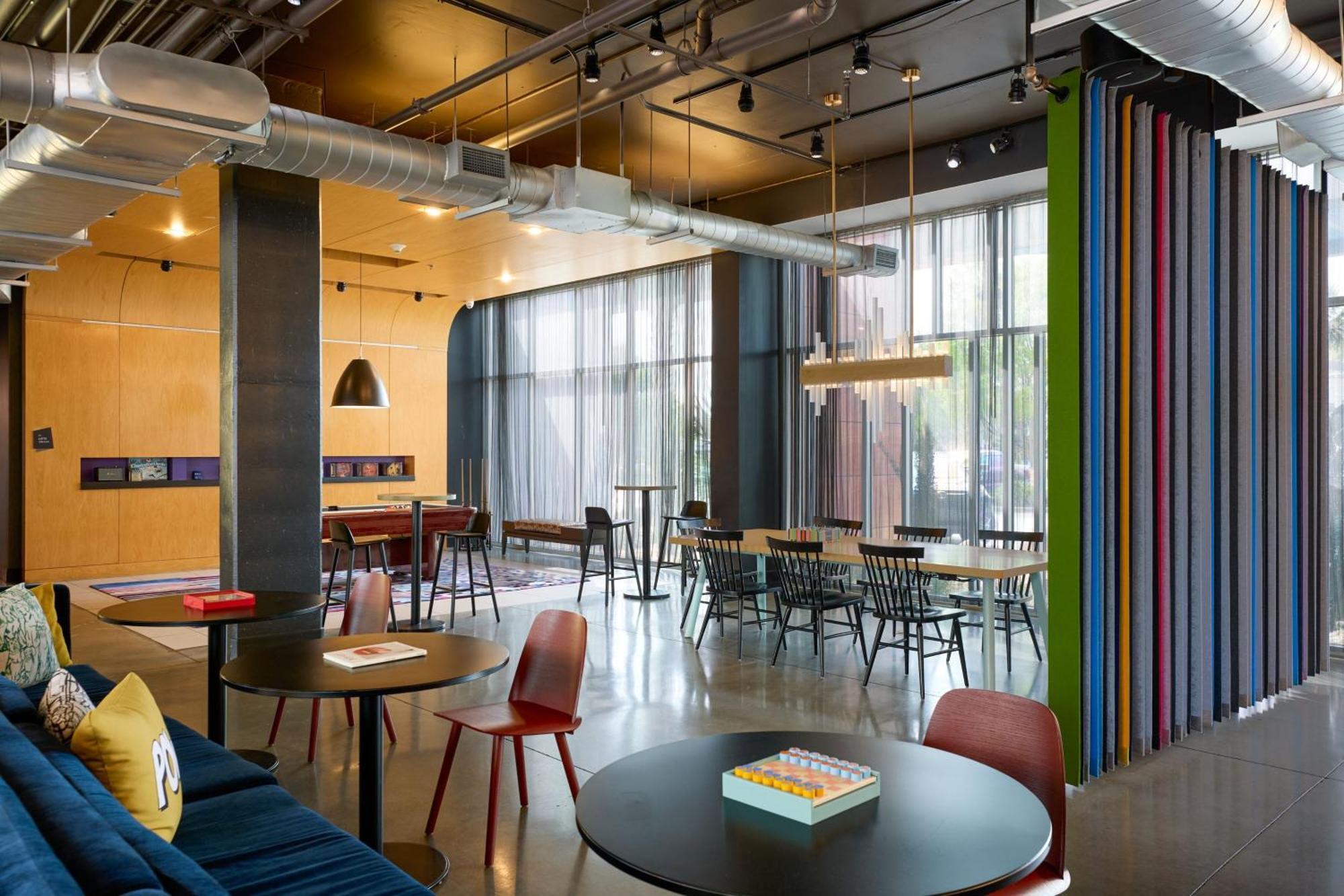 Aloft Charleston Airport And Convention Center Hotel Норт Чарлстън Екстериор снимка