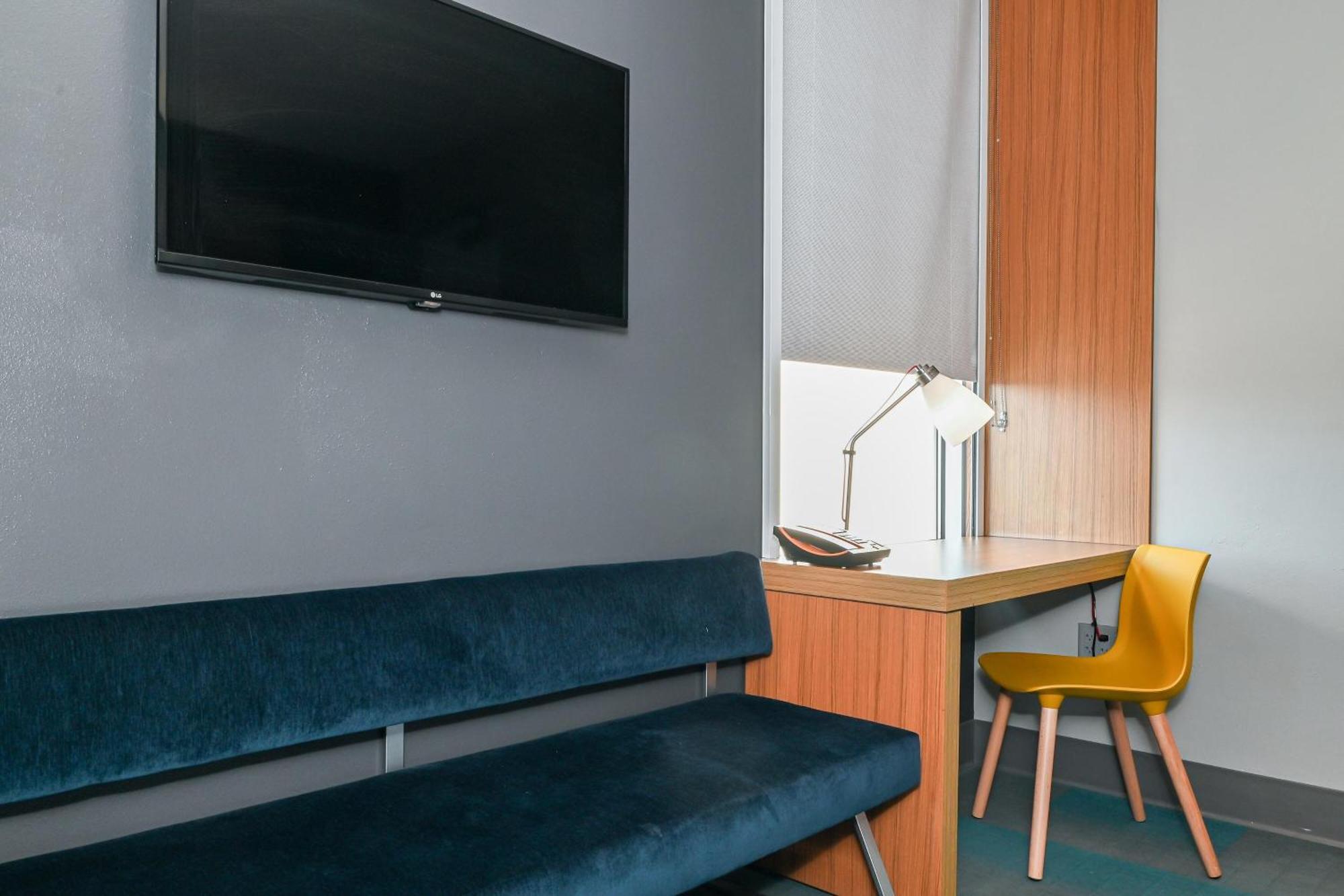 Aloft Charleston Airport And Convention Center Hotel Норт Чарлстън Екстериор снимка