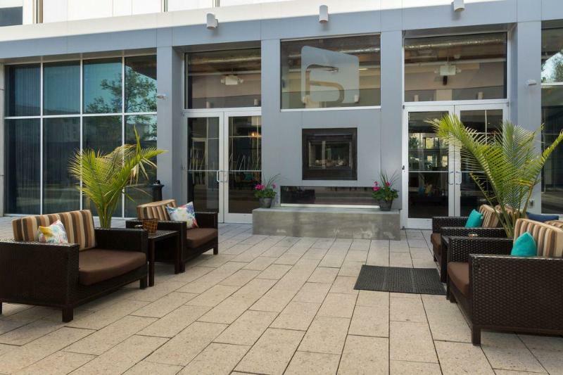 Aloft Charleston Airport And Convention Center Hotel Норт Чарлстън Екстериор снимка
